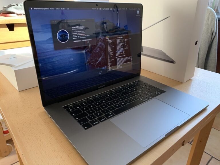 N1 (#ID:532-529-medium_large)  MacBook Pro 15 Touch Bar 2018 da categoria Informatica e PC e que está em Albergaria-a-Velha, used, 980, com id exclusivo - Resumo de imagens, fotos, fotografias, fotografias e mídia visual correspondente ao anúncio classificado #ID:532